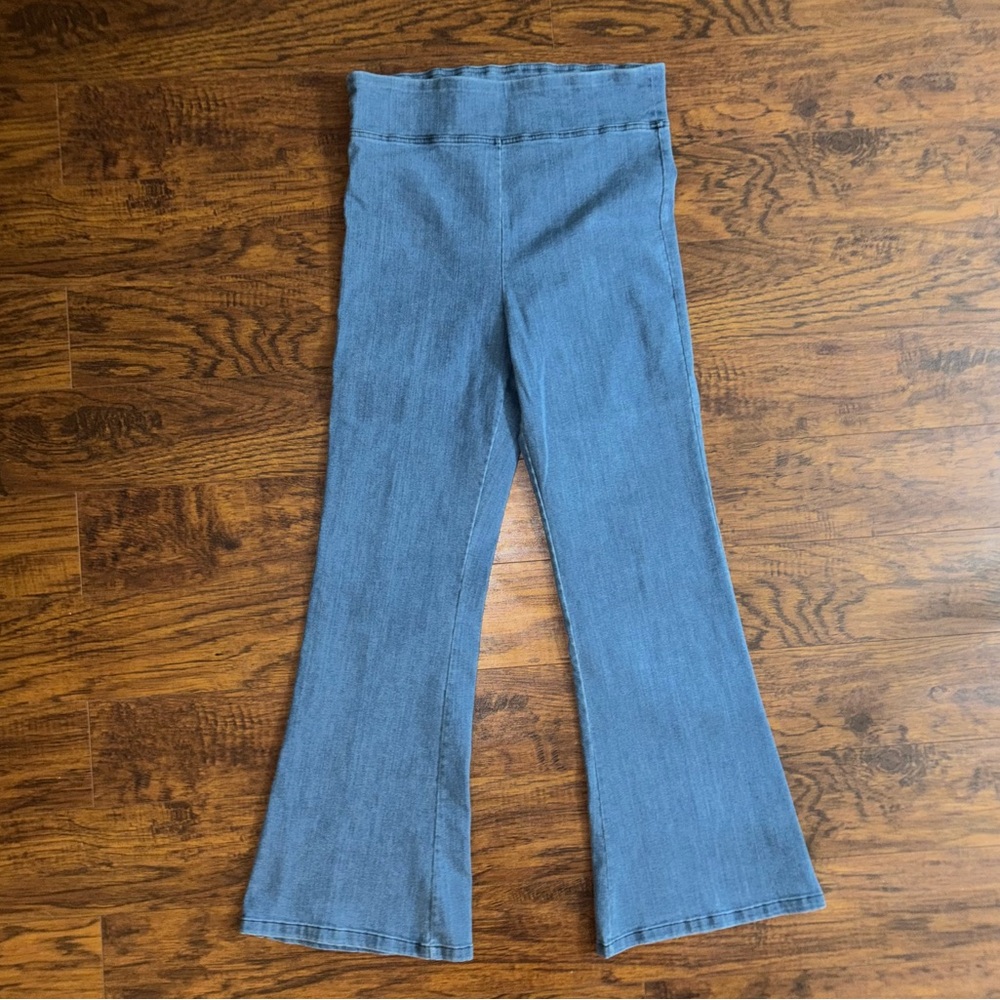 Avenue Montaigne Fame Mid-High Ultra Flare Jeans Lightwash Designer Blue Jeans - Picture 2 of 6